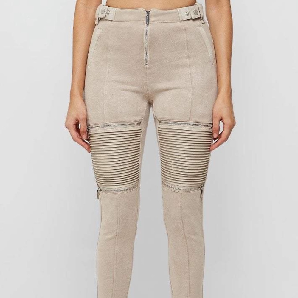 RIBBED VEGAN SUEDE BIKER LEGGINGS - LIGHT BEIGE